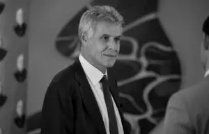 Почина Пјер Дени од „Емили во Париз“ по борба со тешка болест