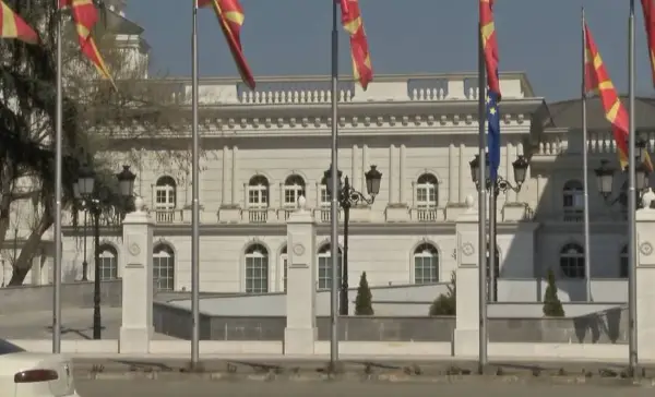 Владата го одби Филипче: Нема да трошиме време и пари на референдум за ЕУ