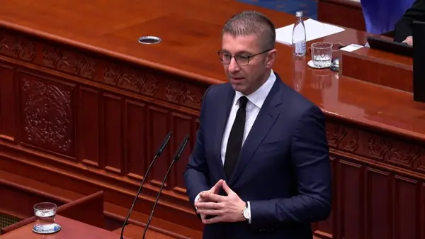 Мицкоски: Многу скоро законот за правична застапеност ќе биде пред пратениците