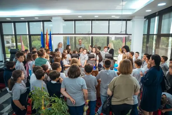 Проданоски: Во детската енергија е иднината на Прилеп