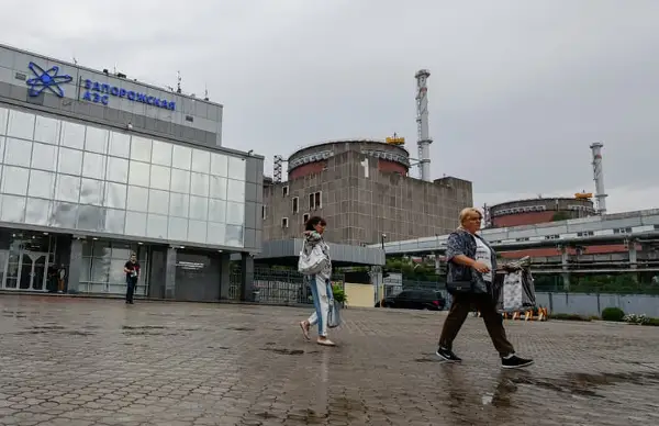 Русија: Украински дрон ја погоди најголемата нуклеарна централа во Европа