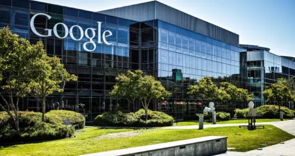 Инженер на Google обвинет дека заработил 1,2 милиони долари со инсајдерско обложување