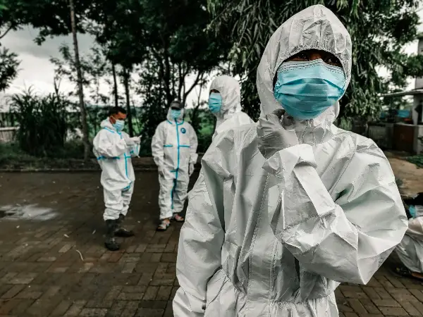 Еболата забрзано се шири во Конго: Над 1.000 сомнителни случаи за две недели