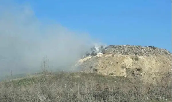ГОРИ ДЕПОНИЈАТА КРАСТА КАЈ КУМАНОВО Екипите на „Чистота и зеленило“ се мачат да ја угаснат
