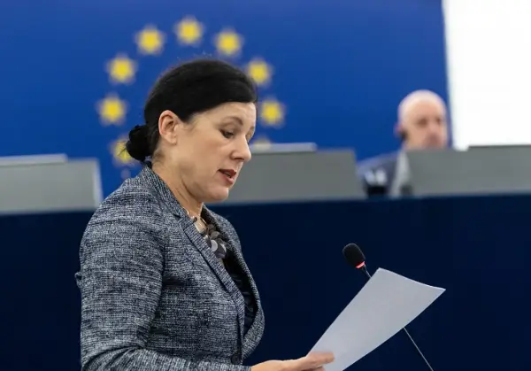 Јурова: Луѓето од Западен Балкан се презаситени од чекање нивните држави да станат членки на ЕУ
