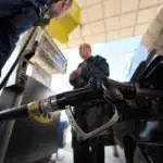 Дизелот поевтин за 6,5 денари, РКЕ ги објави новите цени