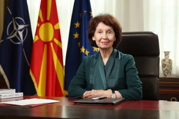 Сиљановска-Давкова во официјална посета на Словачка, средби со највисокото државно раководство