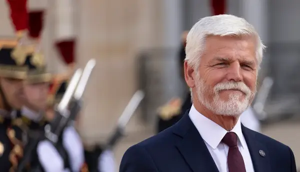 НЕМА ДА ЗАВЛАДЕЕ МИР ВО ЕВРОПА КОГА ЌЕ ЗАВРШИ ВОЈНАТА ВО УКРАИНА Русија се однесува како империја, предупредува чешкиот претседател
