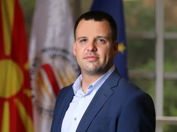 Неофицијално: Финансиската полиција го приведе Стефан Богоев, истрага за тендер во Царина