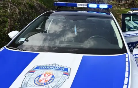 Дојави за бомби во училишта во Србија