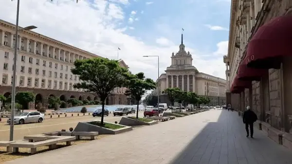 Мицотакис во Софија на средба со Радев