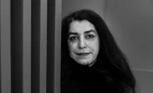 Француско-иранската авторка и режисерка Марџан Сатрапи почина „од тага“, една година по смртта на сопругот