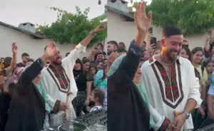 ВИДЕО | Светски познатиот диџеј Махмут Орхан направи луда забава во неговото родно село во Турција