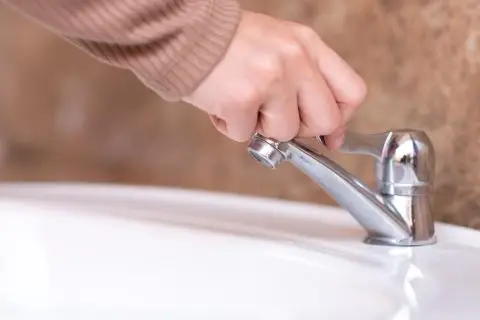 Без вода населбата Хром