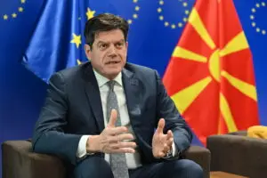 Рокас: Уставните измени од 2022 година треба да се спроведат, а се надевам на контруктивност од соседите и ЕУ