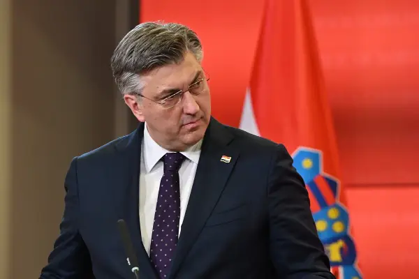 Пленковиќ: Црна Гора напредува кон ЕУ, но мора да ги реши отворените прашања со Хрватска