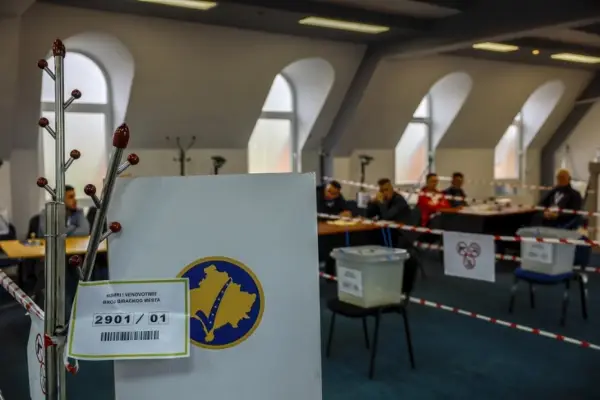 Вонредни парламентарни избори во Косово