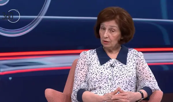 Сиљановска-Давкова го поздрави нон-пејперот на Мерц и Макрон, но вели мора да ги мериме зборовите додека нема „пејпер“