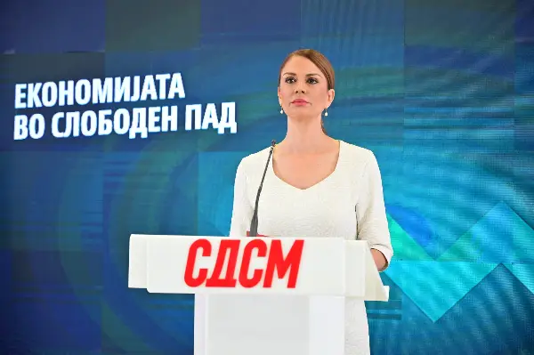 Поповиќ: Лажен патриотизам на Мицкоски, лажни анкети, а наскоро и лажен леб