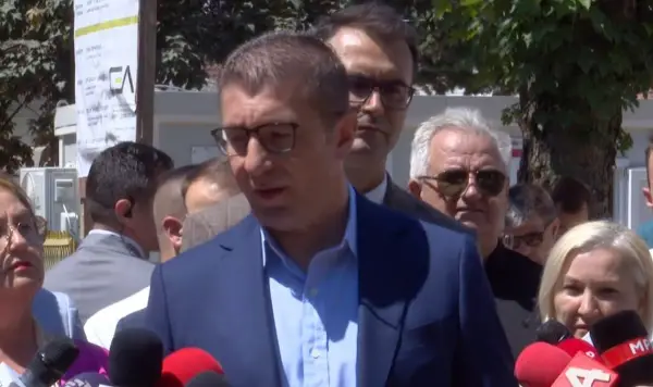 Mицкоски најави нов Клинички центар и странски пациенти на приватен имот
