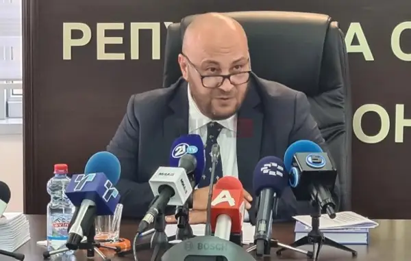 Костадиновски: Политичките напади нема да влијаат врз моите професионални одлуки