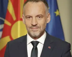 Собранието ја констатираше оставката на вицепремиерот Арбен Фетаи