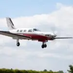 Уште еден мал авион падна во Хрватска, едно лице е повредено