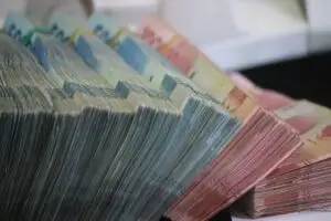 Вето од членка на ЕУ за Бугарија за монетата од 2 евра посветена на бугарската азбука