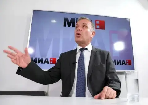 ИНТЕРВЈУ НА ДИМИТРОВСКИ ЗА МИА: И да го смениме Уставот поради Бугарите, пак ќе имаме вето поради тоа што потпиша владата на Заев