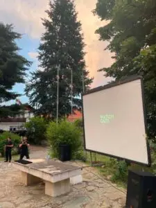 (фото)Под мотото „Очи широко затворени“ во Тетово започна Меѓународниот филмски фестивал WatchOut!