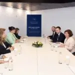Сиљановска-Давкова: Македонија и Бугарија мора да разговараат за тешките прашања
