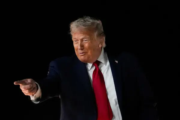Трамп ги „откажа“ нападите врз Иран планирани за денеска