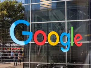 Само селфи камера ќе биде доволна: Google сака да знае што ви фали во секое време