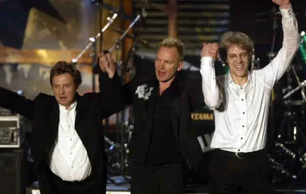 „Чудно и тажно“: Стјуарт Коупленд од легендарните „The Police“, за вечерта кога беа избрани во Куќата на славните на рокенролот