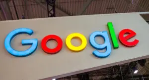Регулаторот издаде наредба: Google мора да обезбеди поголема контрола врз содржината