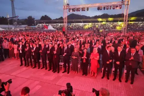 Мицкоски: Секогаш кога сакаа да ја уништат, ВМРО се враќаше посилна