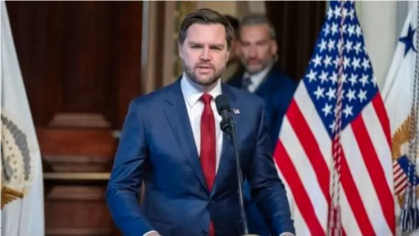ВИДЕО | Венс: Трамп е меѓу најпаметните, ако не и најпаметениот претседател на Америка досега