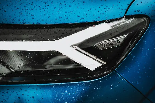 Dacia отвора ново поглавје: Претставен наследникот на Spring