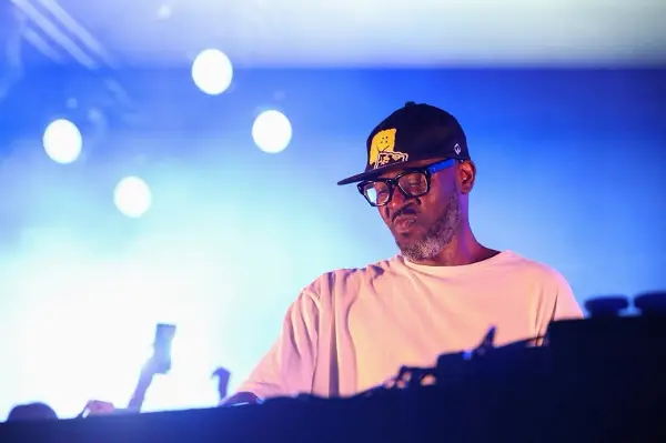 Љутков се журкаше во ритамот на Black Coffee во Скопје (фото)