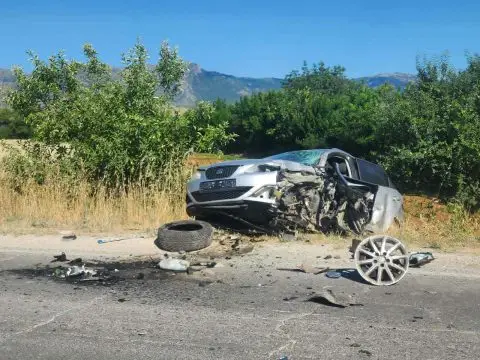 (ФОТО-ГАЛЕРИЈА) Тешка сообраќајка на патот Битола – Прилеп