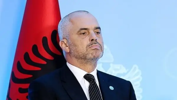 Рама со критики за протестите: „Албанците од Северна Македонија не се дијаспора на Албанија“