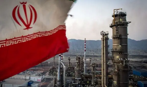 САД привремено ги укинаа санкциите за извоз на иранска нафта