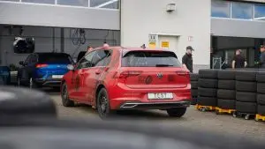 ADAC тестираше гуми за сите сезони: Само едни се добри, осум се лош избор