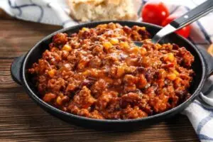 Три рецепти за евтин ручек за крај на месецот: Превкусни оброци за малку пари