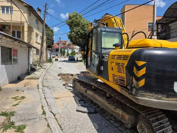 После 30 години негрижа почна реконструкцијата на ул. "Дебарска" во Битола