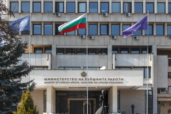 МНР на Бугарија негира дека испратило дипломатска нота за патувањето на семејството на Мицкоски во Пампорово