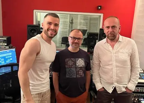 Мартинијан повторно ќе нѐ направи горди: Со „Сирена“ на фестивалот „Бисер Јадрана“ во Тиват
