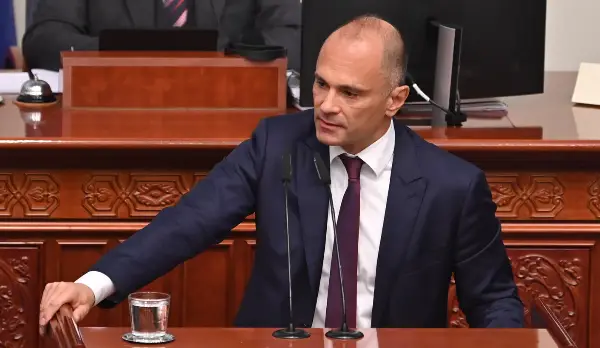 Филипче: Опсесијата на Мицкоски да слика голи поранешни функционери е на граница на невропсихологија