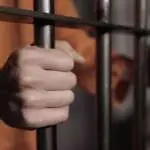 Пренатрупаност, недостиг на кадар и несоодветни материјални услови и здравствена заштита во затворите