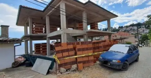 Ќе се урива бесправен објект во старото градско јадро на Охрид